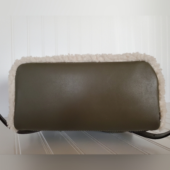 Michael Kors Olive Backpack NWT - Picture 5 of 7